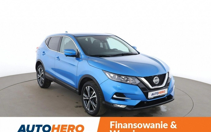 Nissan Qashqai cena 75000 przebieg: 27566, rok produkcji 2018 z Węgrów małe 379